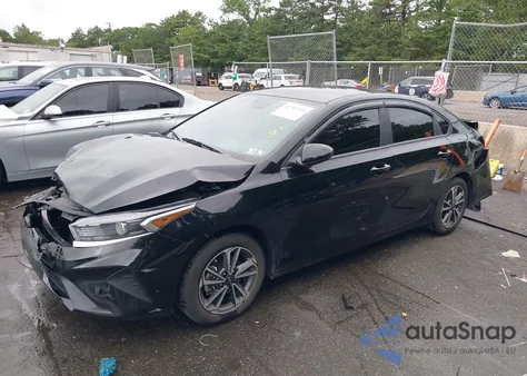 2024 Kia Forte Lxs из США, поврежденный, VIN 3KPF24AD5RE736448